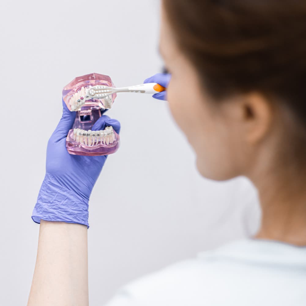 Ermiş Dental'de deneyimli ekip